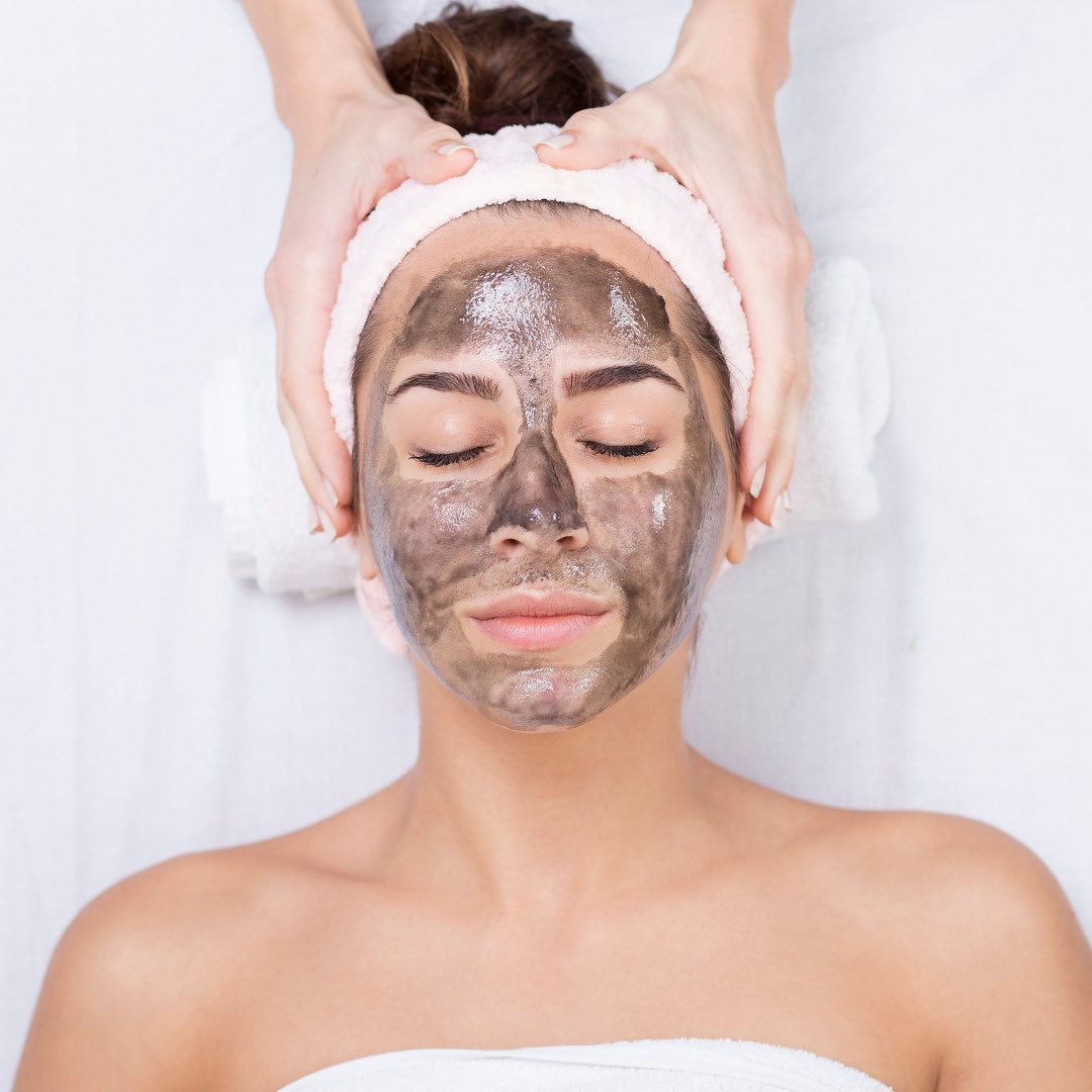Can You Combine Chemical Peels & HydraFacials in Costa Mesa?