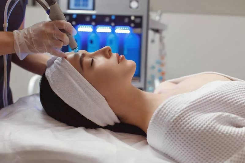 Comparing Hydrafacials to Other Anti-Aging Treatments: What Sets Them Apart?