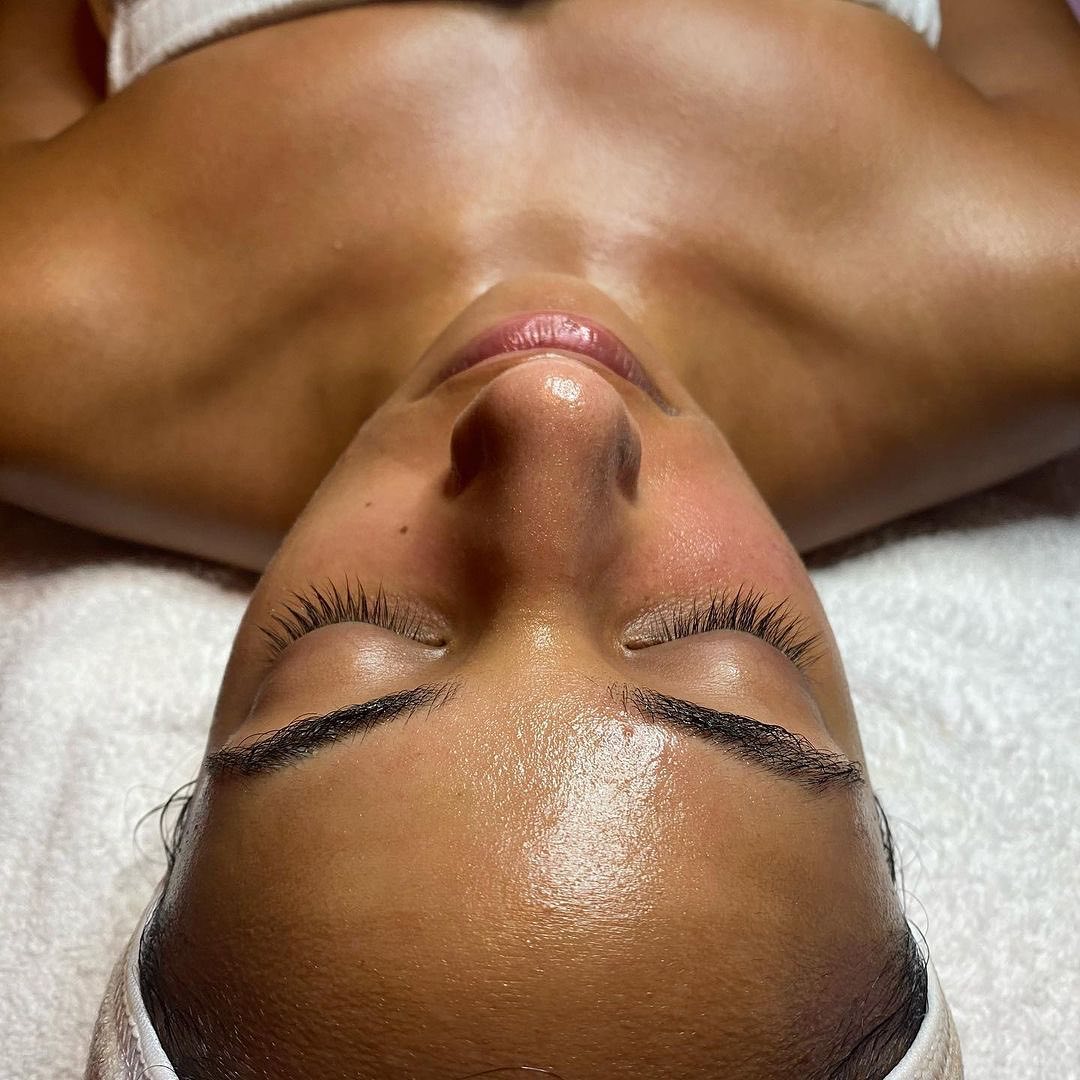 Facials for Sensitive Skin in Costa Mesa Without Redness or Irritation